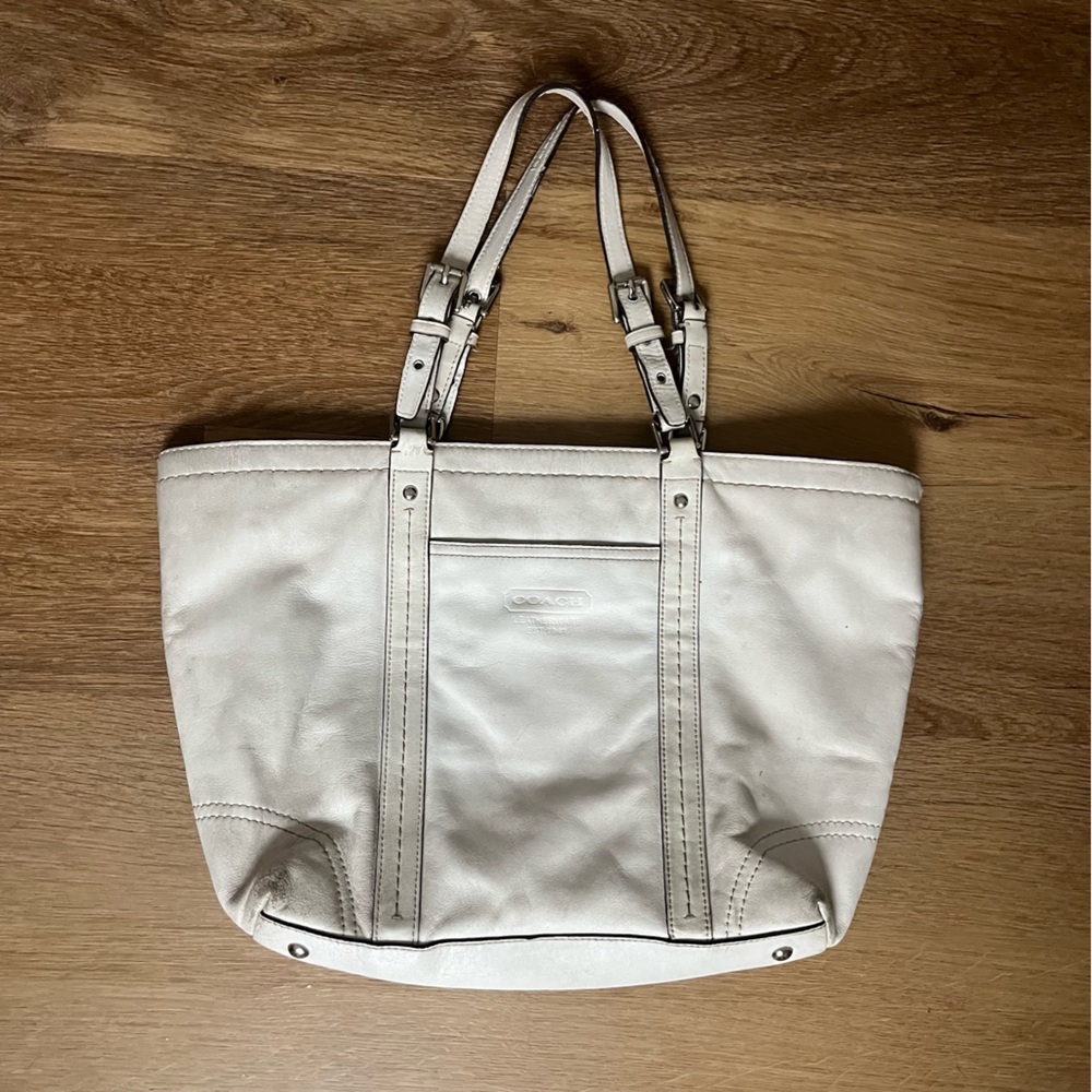 Coach Tote Ivory Greige Leather Shoulder Hand Bag Purse #F13098 READ NOTES Flaws